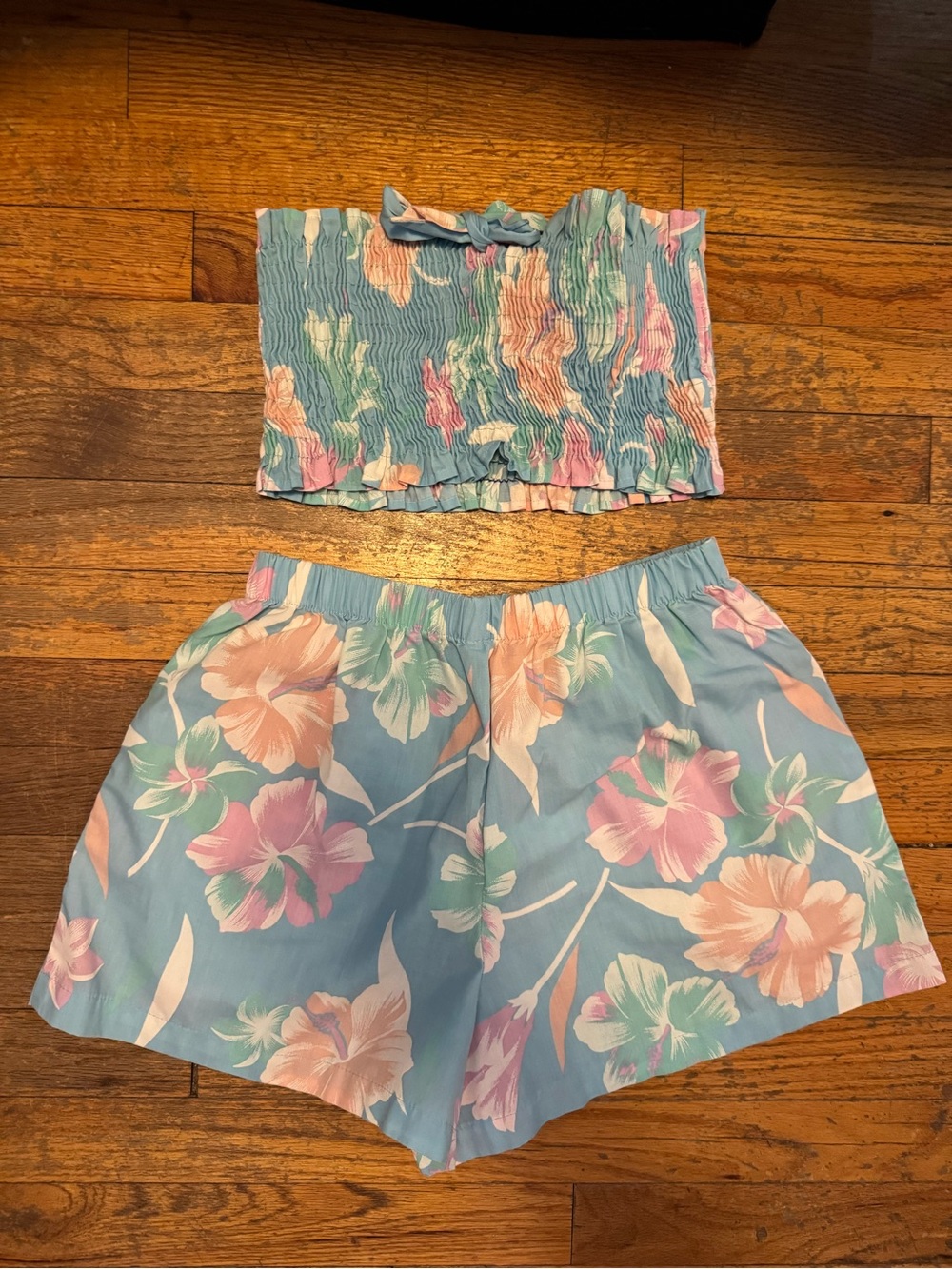 Vintage Aloha  Floral Blue Smocked Crop Top and Shorts and Shirt 3 pc set S/M